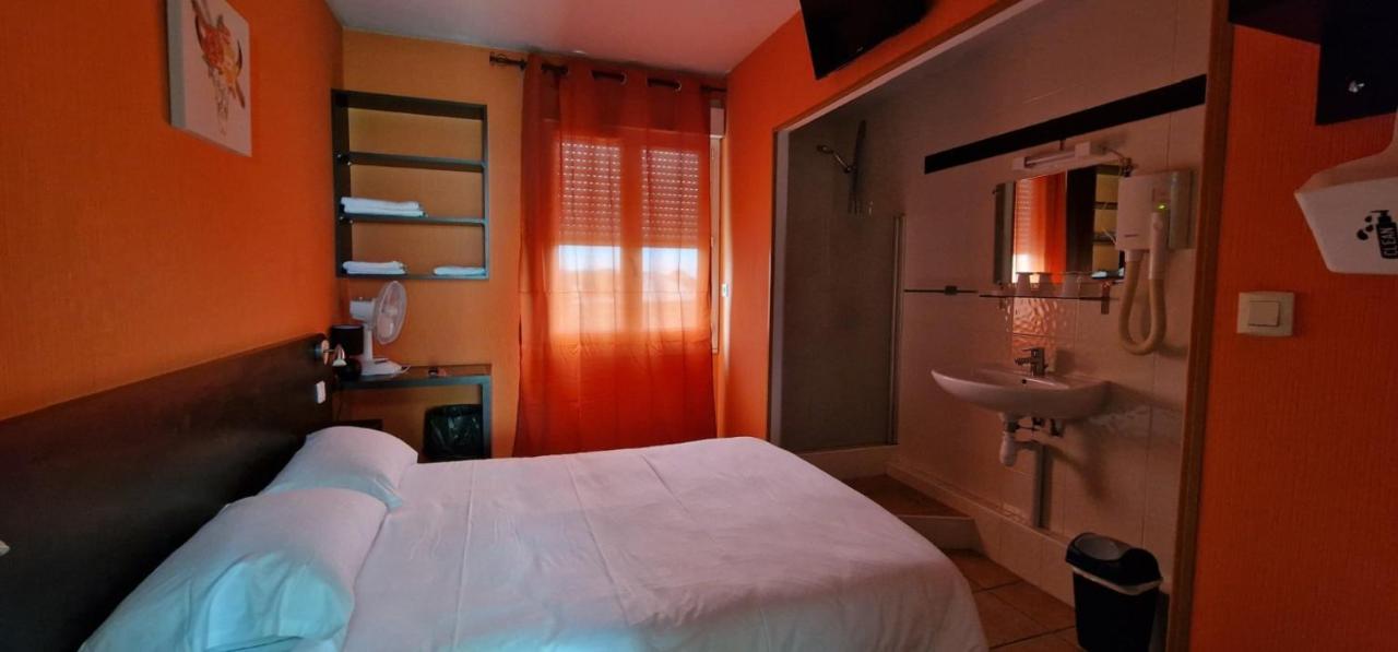 Hotel Les Rosiers La Rochelle  Exterior foto